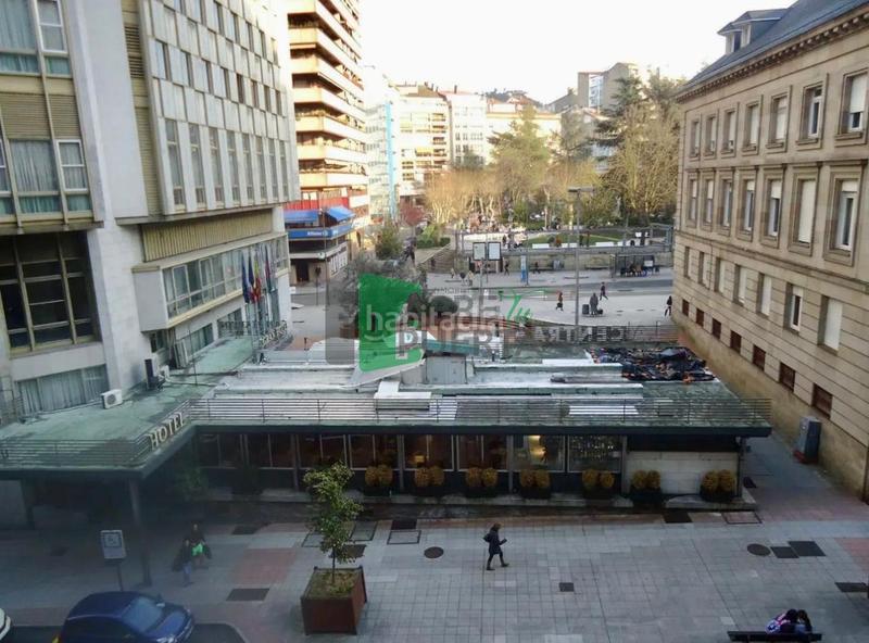 Foto b1d9829e-c183-41d6-8d99-d5abbf7bbb29. Flat with heating parking in Centro Ourense
