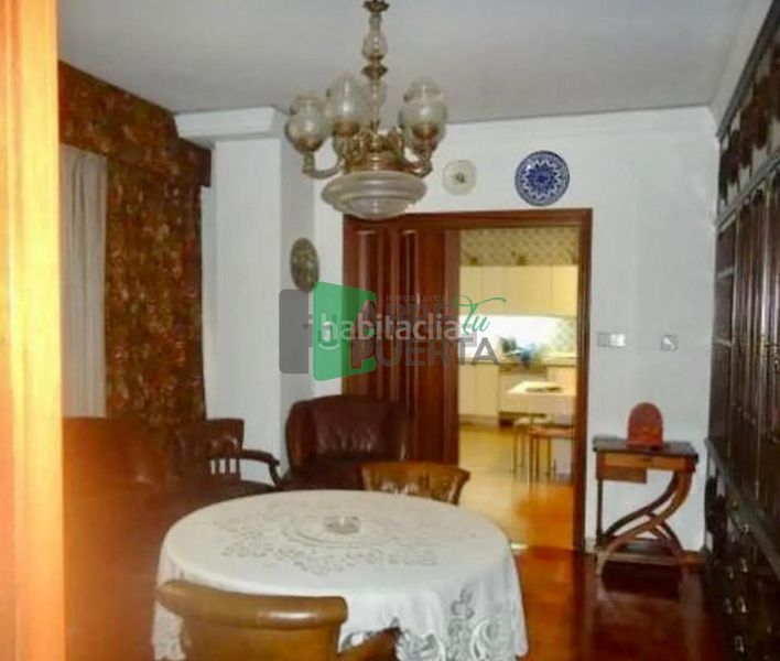 Foto c0e8f114-1681-48f0-a241-aaf5c2e1f80a. Pis amb calefacció aparcament a Centro Ourense