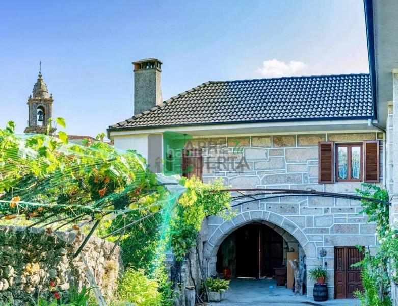 Foto 4096d54a-bb67-481c-9827-ec63bde8ba6d. Casale con riscaldamento parcheggio in Leiro