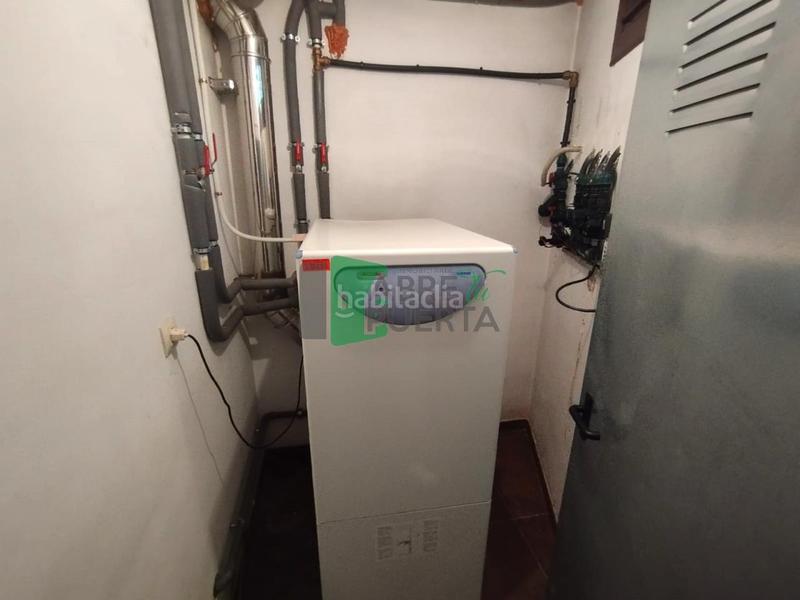 Foto 138b4c91-357f-411d-952f-10e45ed8de9d. Casa adossada amb calefacció aparcament a San Cibrao das Viñas