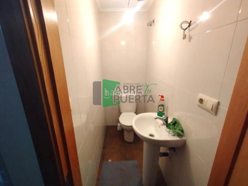 Foto 3c7f3a0e-45f6-4c52-a152-b460de871173. Casa adossada amb calefacció aparcament a San Cibrao das Viñas