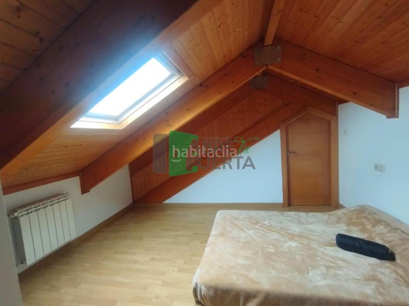 Foto 55d24948-00f3-43e4-88ae-73b5d542b3d9. Casa adossada amb calefacció aparcament a San Cibrao das Viñas