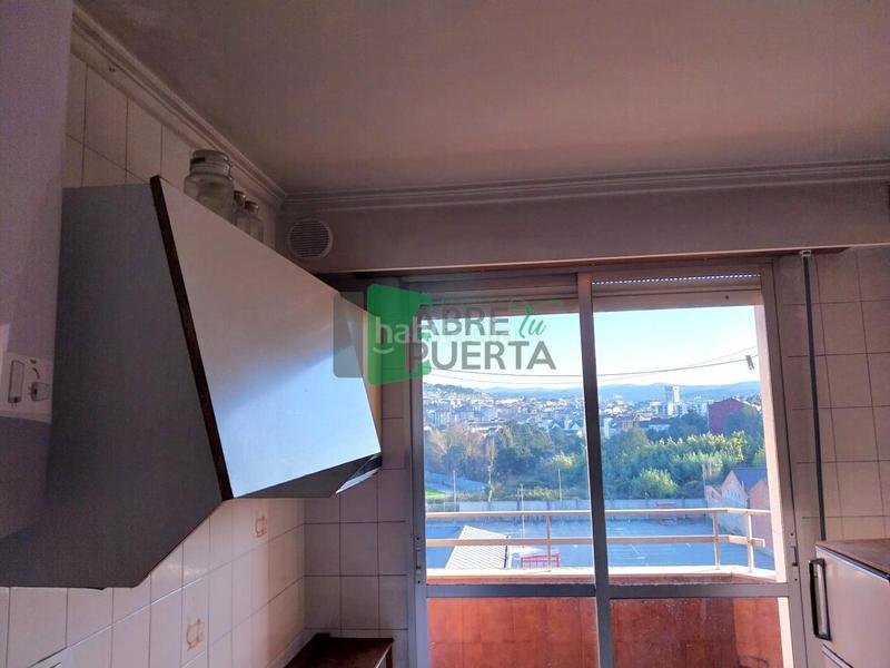 Foto fbfb94d2-869d-4744-a7b3-7b8963e5a8b7. Appartamento con riscaldamento in Ventiun Ourense