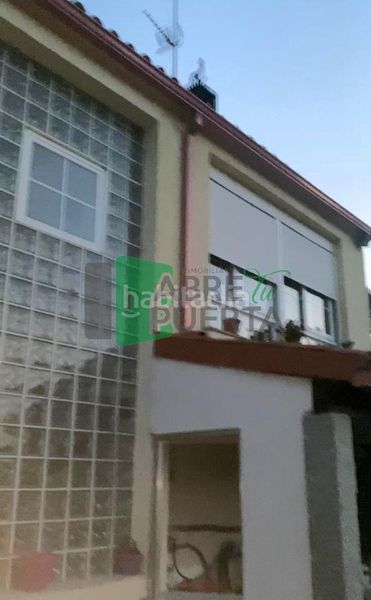 Foto 78b2c609-c0fd-4b0a-8569-7c0fabcbe52a. Casa amb calefacció aparcament a Ventiun Ourense