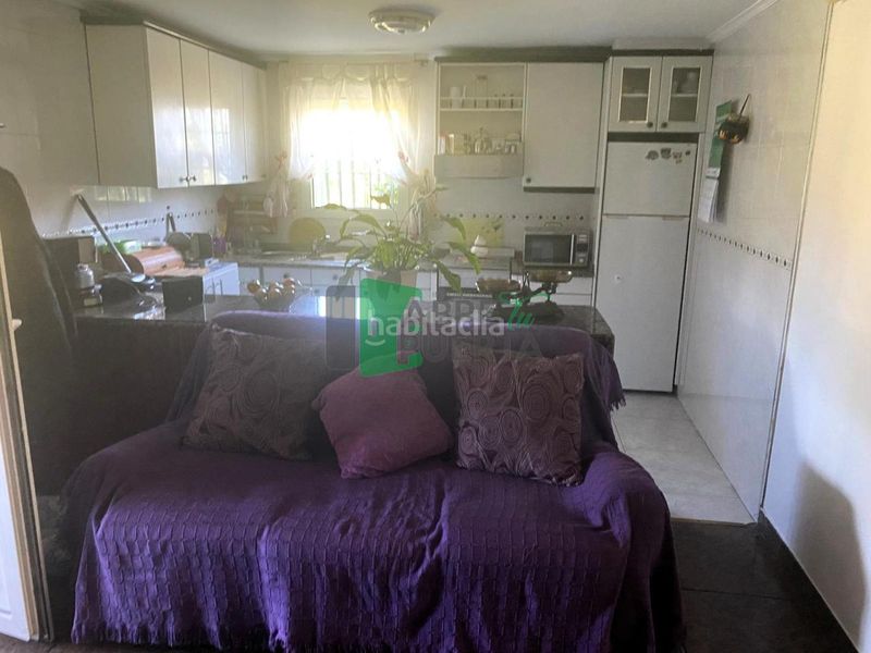 Foto ef9440d6-1144-4deb-937b-3adf256cb867. Casa amb calefacció aparcament a Ventiun Ourense