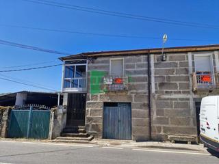 Casa a Xunqueira de Ambía