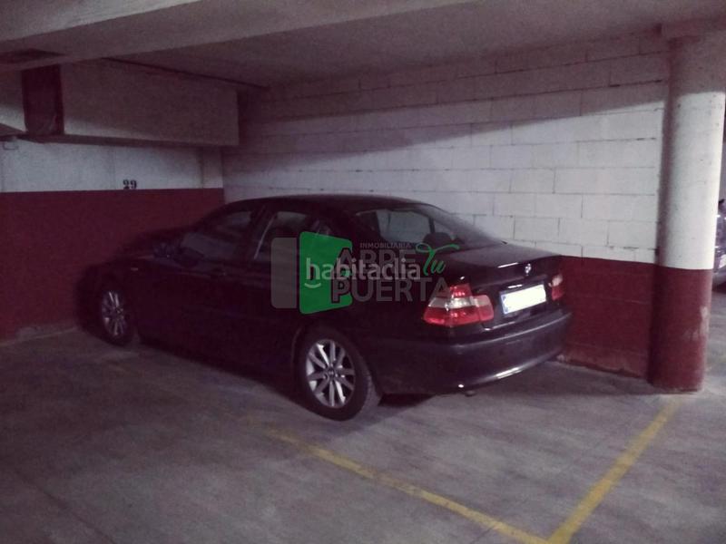 Foto df7a739a-b62e-43d3-bf70-e19ee7a85932. Posto auto in Xinzo de Limia