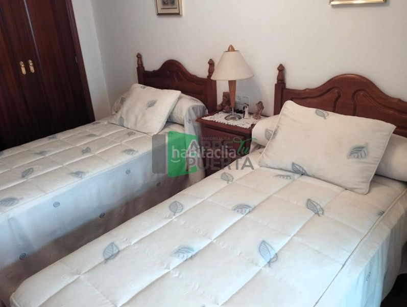Foto f591e4bb-6d36-4682-becd-74a0d0067b21. Piso en Casco Viejo Ourense