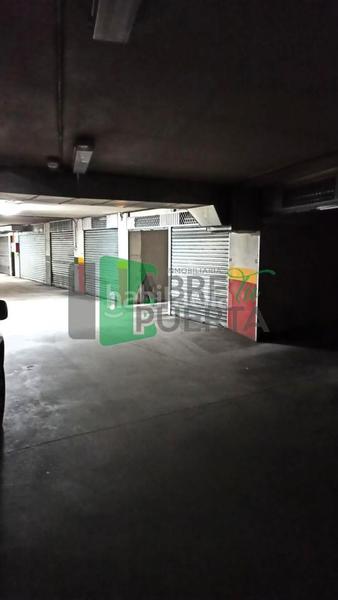 Foto 59393412-6880-4c15-8f62-ca0160de1508. Parking coche en Centro Ourense