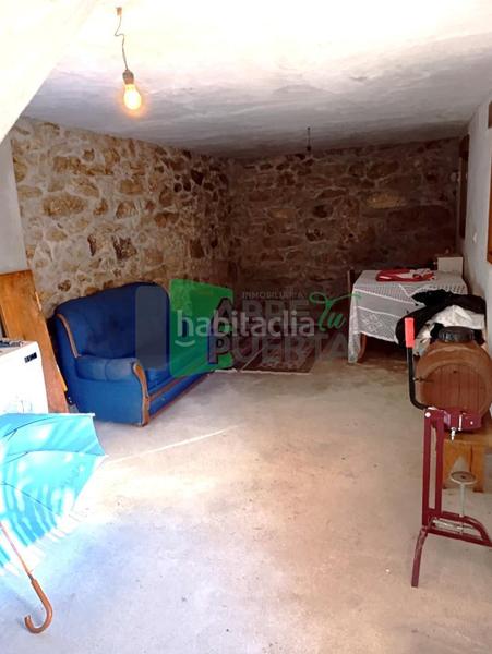 Foto 89163565-c3f9-4b4e-937b-eac266356fb7. Casa amb aparcament a Lobeira