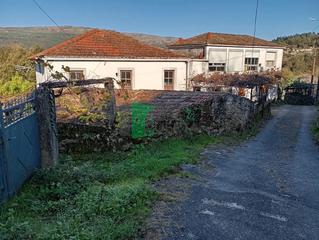 Casa a Lobeira