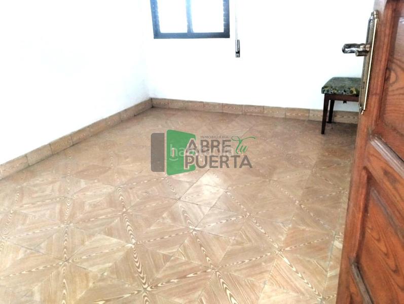 Foto bf098482-13dc-4cbb-9a4a-034018a01034. Casa en Maceda