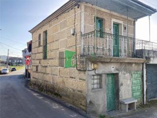 Casa adossada a San Cibrao das Viñas