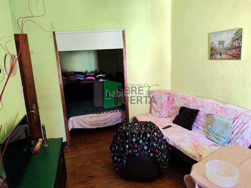 Foto 6f01d89e-eec0-44c4-9bc4-4c4a5f9412fe. Etagenwohnung in Casco Viejo Ourense