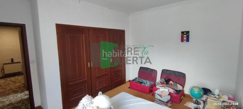 Foto d28d5b6d-b604-45e2-8f6b-da86757802c7. Casa en Avión