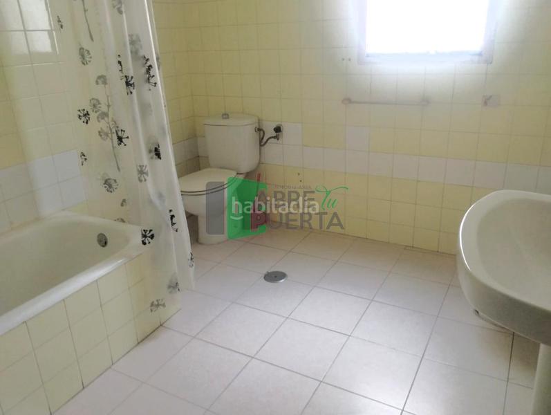 Foto 733e28a4-4f1e-4917-a31c-7ee2e6390a32. Pis a A Ponte Ourense