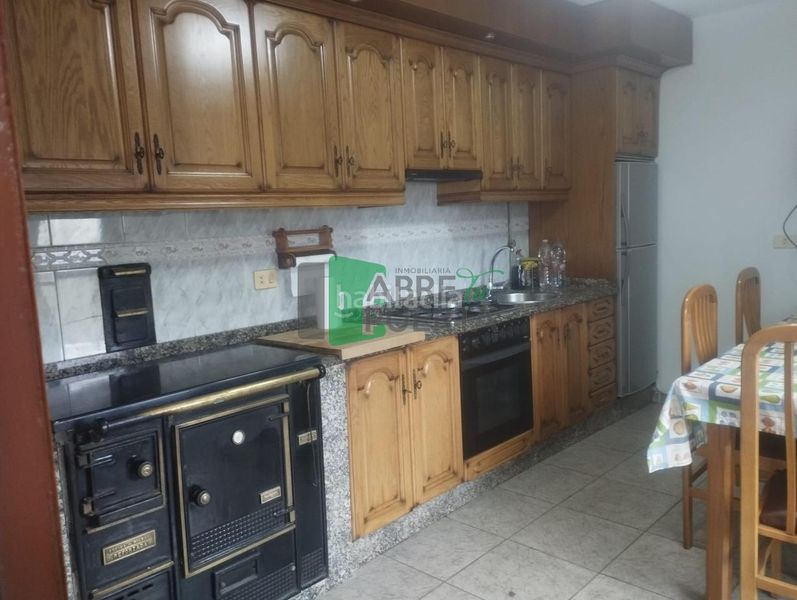 Foto 0f32b578-6063-481c-b79a-9f1b867ddb8a. Chalet en Xunqueira de Ambía
