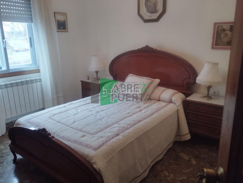 Foto 12f85ae7-5870-4309-b55a-84a6d5c49978. Chalet en Xunqueira de Ambía