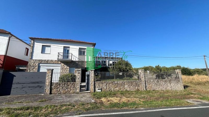 Foto 1d6aee1c-9833-4801-85b8-57dbb3d8c7d7. Chalet en Xunqueira de Ambía