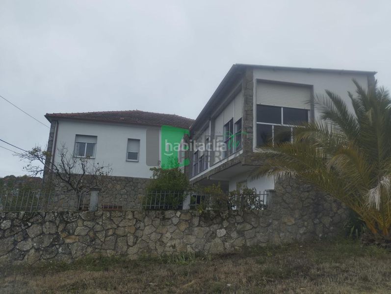 Foto 3a5c9958-c4f2-43a1-bb3b-83a047d606be. Chalet en Xunqueira de Ambía