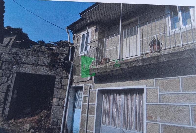 Foto babb352b-bb7e-4759-be3c-68b3128c3cef. Casa a Xunqueira de Ambía