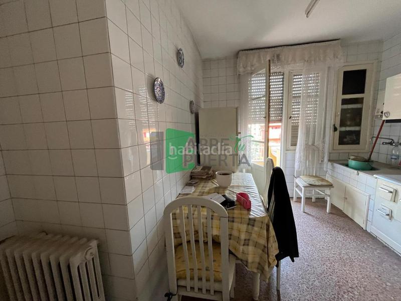 Foto b0d567ca-d5c9-4e2e-8afc-5ee0ed2e7a61. Piso en San Rosendo Ourense
