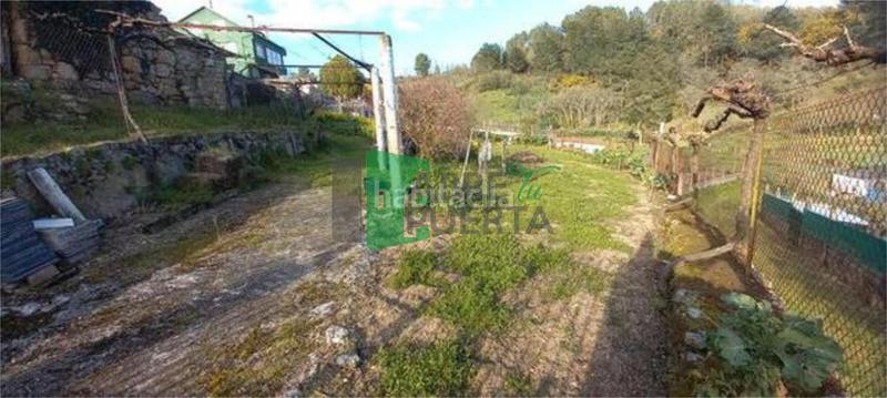 Foto 40c57901-b331-420d-82bd-aa54de751f1c. Chalet mit parking in Barrocanes Ourense