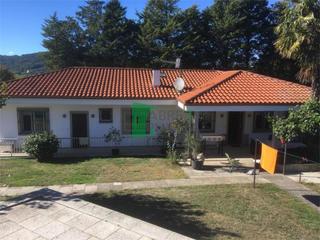 Chalet in Celanova