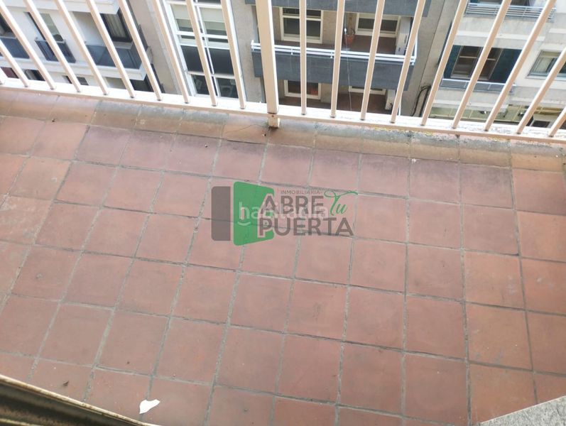 Foto 167d7b52-1095-4729-8f2b-f87f0ced5af6. Piso en Centro Ourense