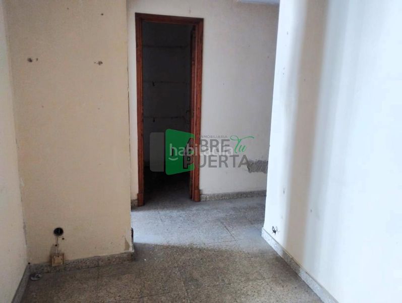Foto 935e04cb-d4b3-4703-a6bd-b3491326a9bd. Piso en Centro Ourense