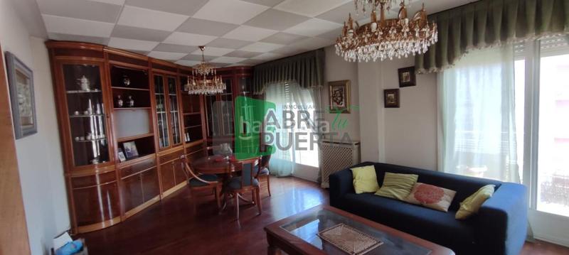 Foto 249fecb0-97eb-4985-bfd2-b7c09f51eb37. Appartamento con riscaldamento in Casco Viejo Ourense