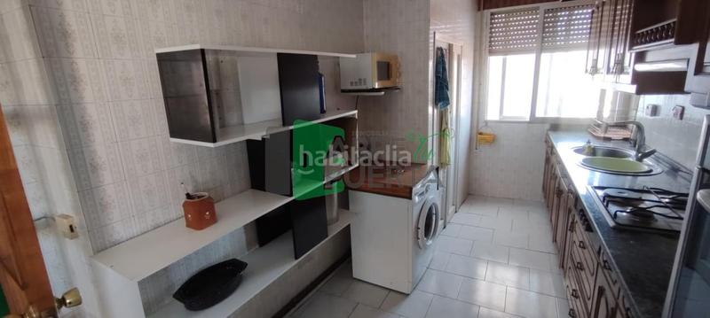 Foto 62c94bdb-40e8-473c-95ee-3bfec8a3b40a. Etagenwohnung mit heizung in Casco Viejo Ourense