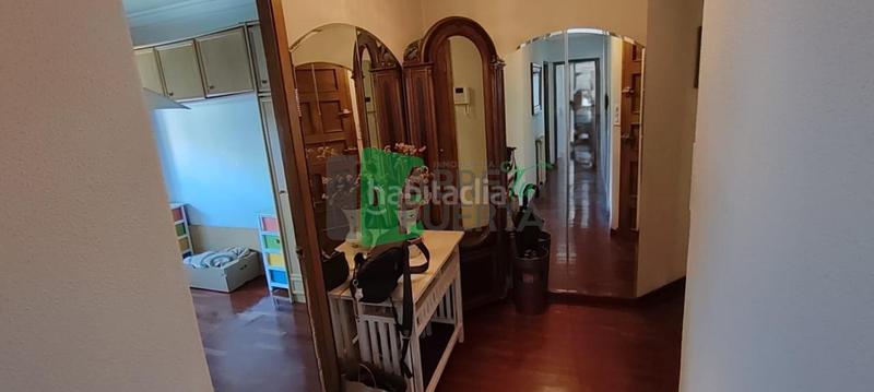 Foto 73532dd3-cf08-48e3-8424-dace9dd71dd1. Etagenwohnung mit heizung in Casco Viejo Ourense