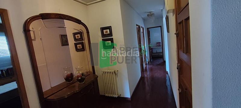 Foto 7cde8fb3-bb78-410a-b8a9-b09d93d36758. Etagenwohnung mit heizung in Casco Viejo Ourense