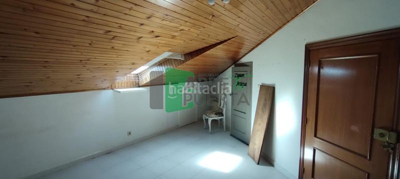 Foto f4e8a631-bd64-40fb-96d6-ab5c5ae08b47. Pis amb calefacció a Casco Viejo Ourense