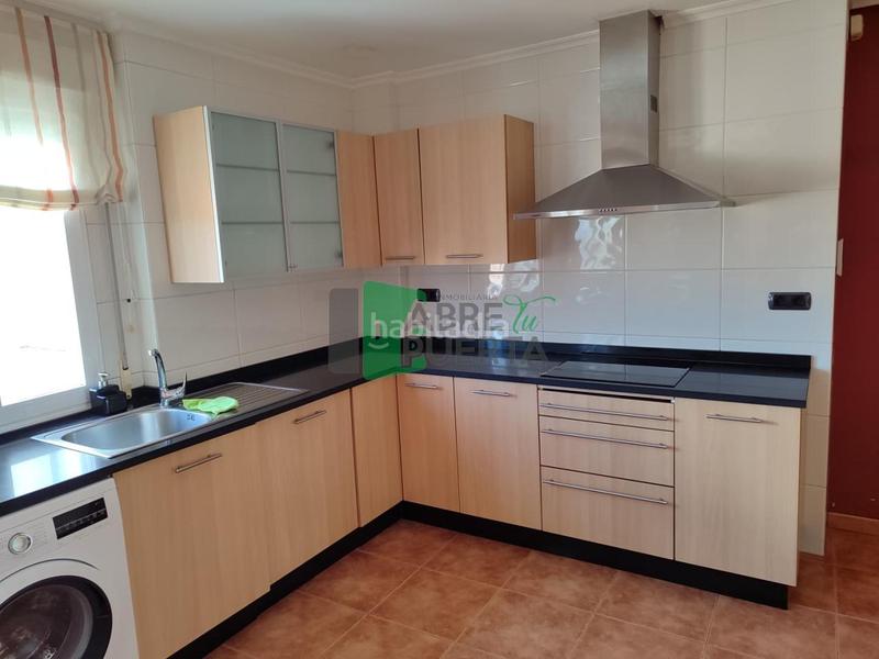 Foto 95db38c6-fa72-4fb9-91c1-7c70f956a239. Rent flat with heating in Centro Ourense