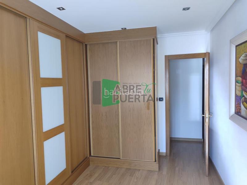 Foto cf592198-bc66-49e6-8182-a3aabde65080. Alquiler piso en Centro Ourense