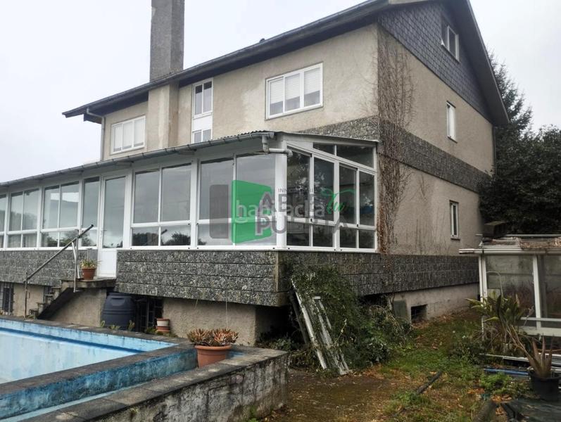 Foto 86f8c199-3357-4c1a-aa16-df24dbc6abd4. Casa amb calefacció aparcament piscina a Coles