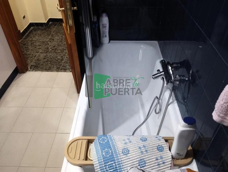 Foto dbc0f184-7335-4a12-b5a7-e0cfd182cdbe. Casa amb calefacció aparcament piscina a Coles