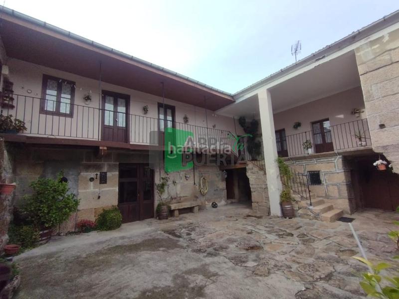 Foto 062e7ed9-24c9-48db-ace4-22000db088c4. Casa amb aparcament a Punxín