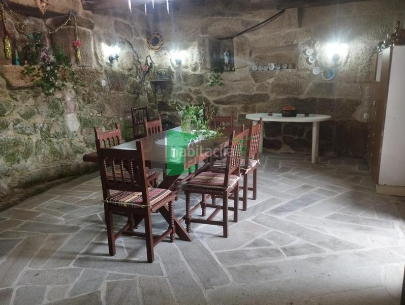 Foto 0999b555-9833-4e52-8716-6569be40b542. Casa amb aparcament a Punxín