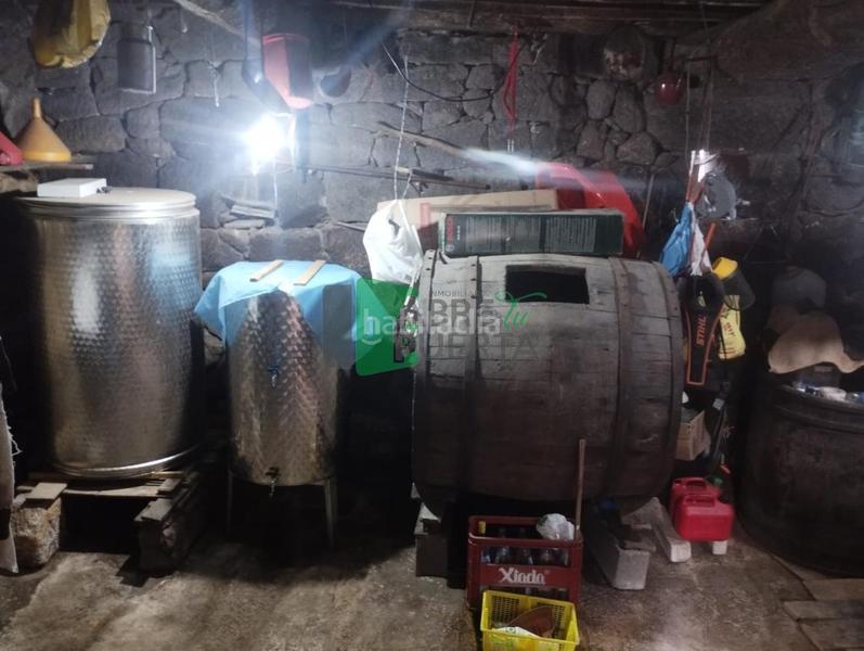 Foto 21881998-0900-41a7-bcc4-fa3da8b69b55. Casa amb aparcament a Punxín