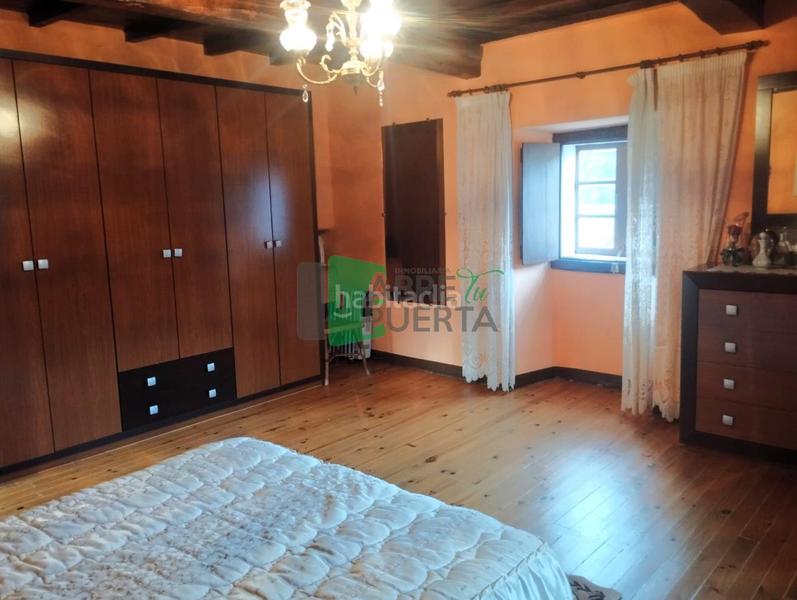 Foto 391c969e-ab2c-4c9f-a231-52e74625246a. Casa amb aparcament a Punxín