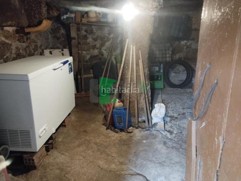 Foto 749c0590-6f8b-4b1e-8b41-6c292e56af4a. Casa amb aparcament a Punxín