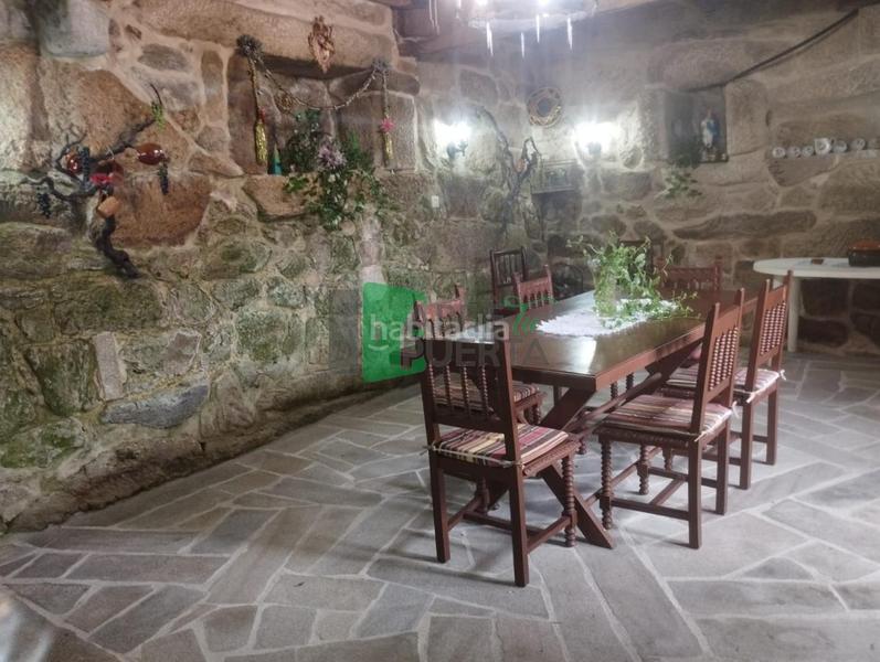 Foto dd1f5d58-45ed-4172-b27c-c85111297267. Casa amb aparcament a Punxín