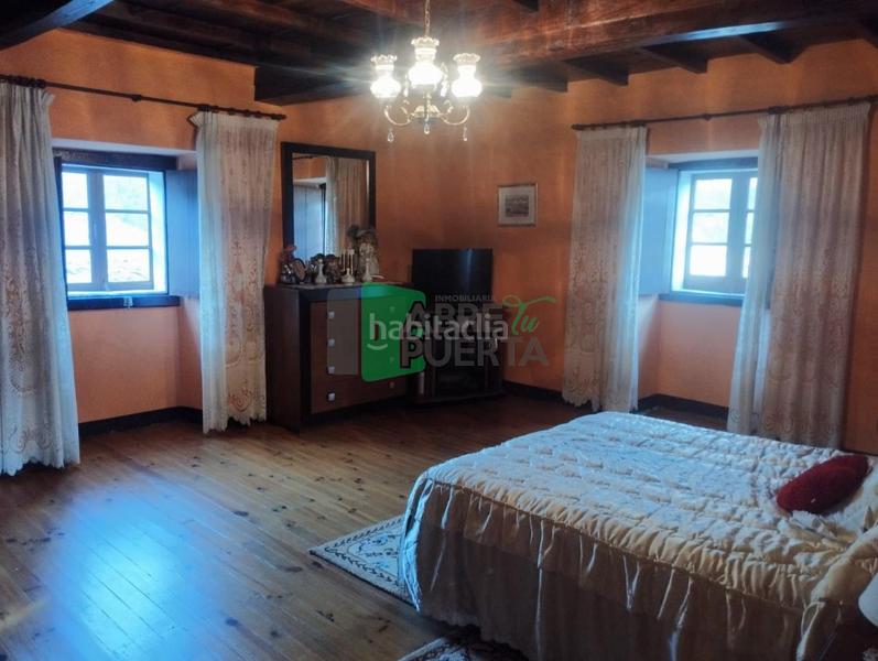 Foto ef8bb658-0b66-432e-a9a0-58ea7ed2d4f3. Casa amb aparcament a Punxín