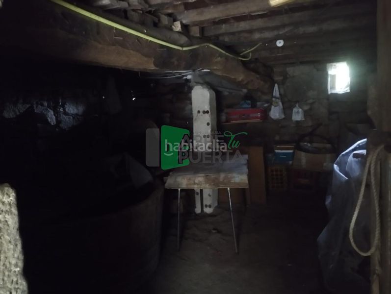 Foto bb70dbde-bd8f-4709-8d69-32c4237a588a. House with parking in Punxín