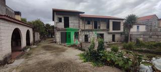 Haus in Xinzo de Limia