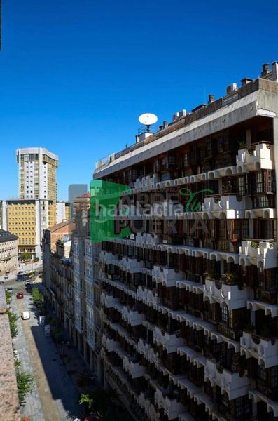 Foto 2fc2b9db-f60a-4988-bd0f-d08f62742f05. Piso en Centro Ourense