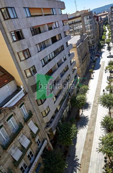 Foto 5a5f105d-f021-4278-a3aa-88bbe5a2beee. Piso en Centro Ourense